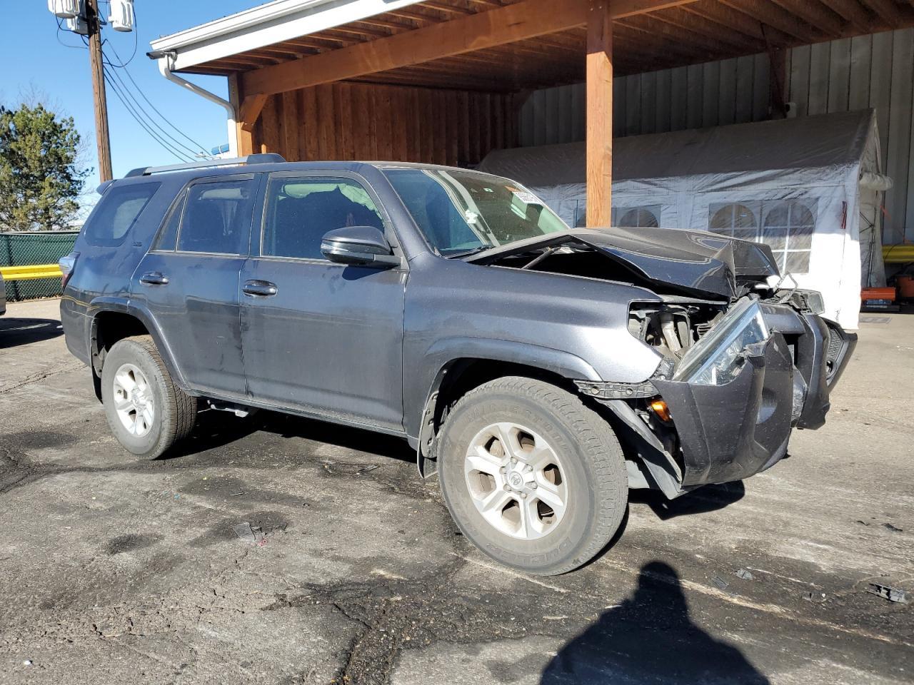 2020 Toyota 4Runner Sr5/Sr5 Premium - Image 4