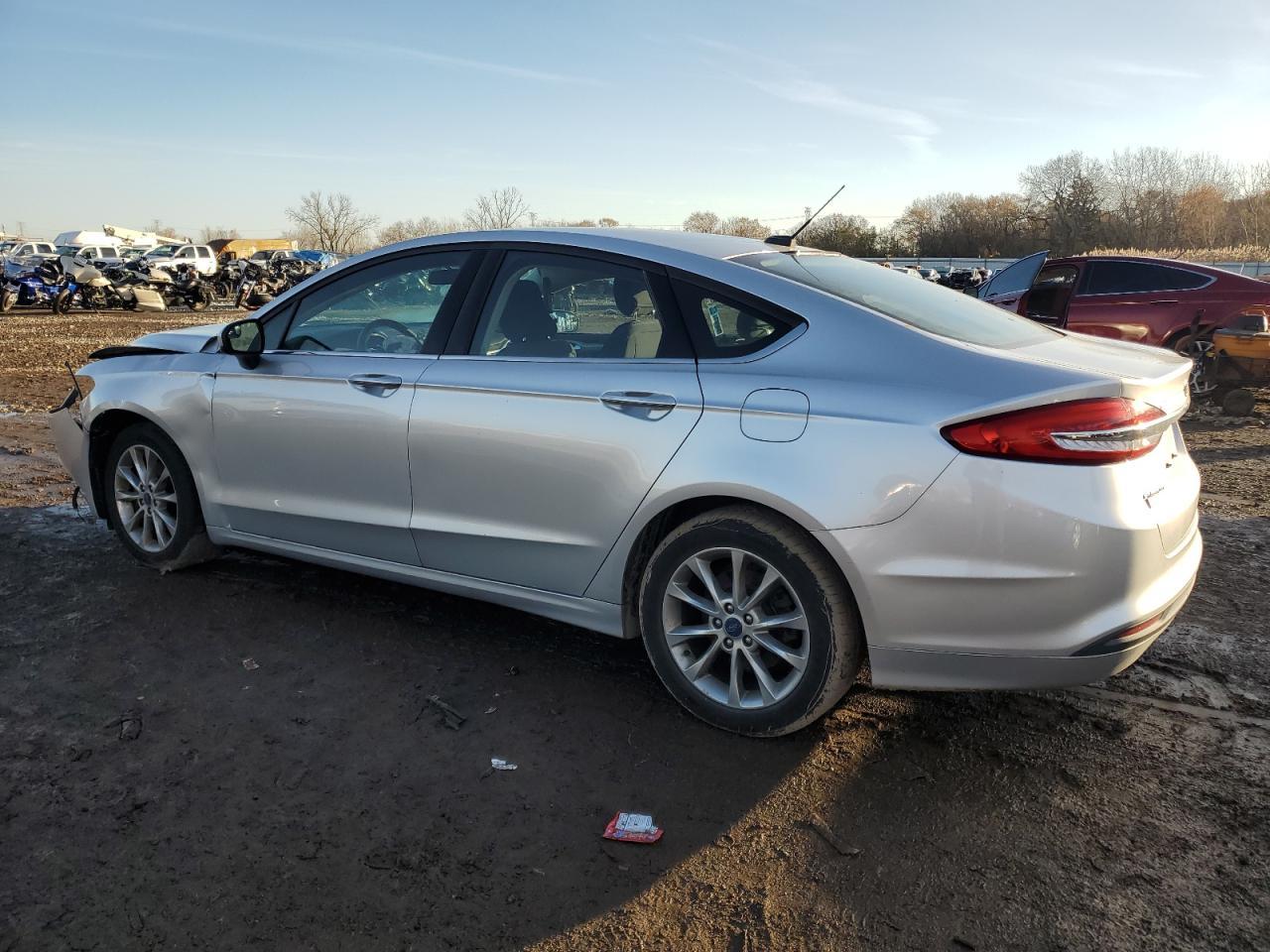 2017 Ford Fusion Se - Фото 2