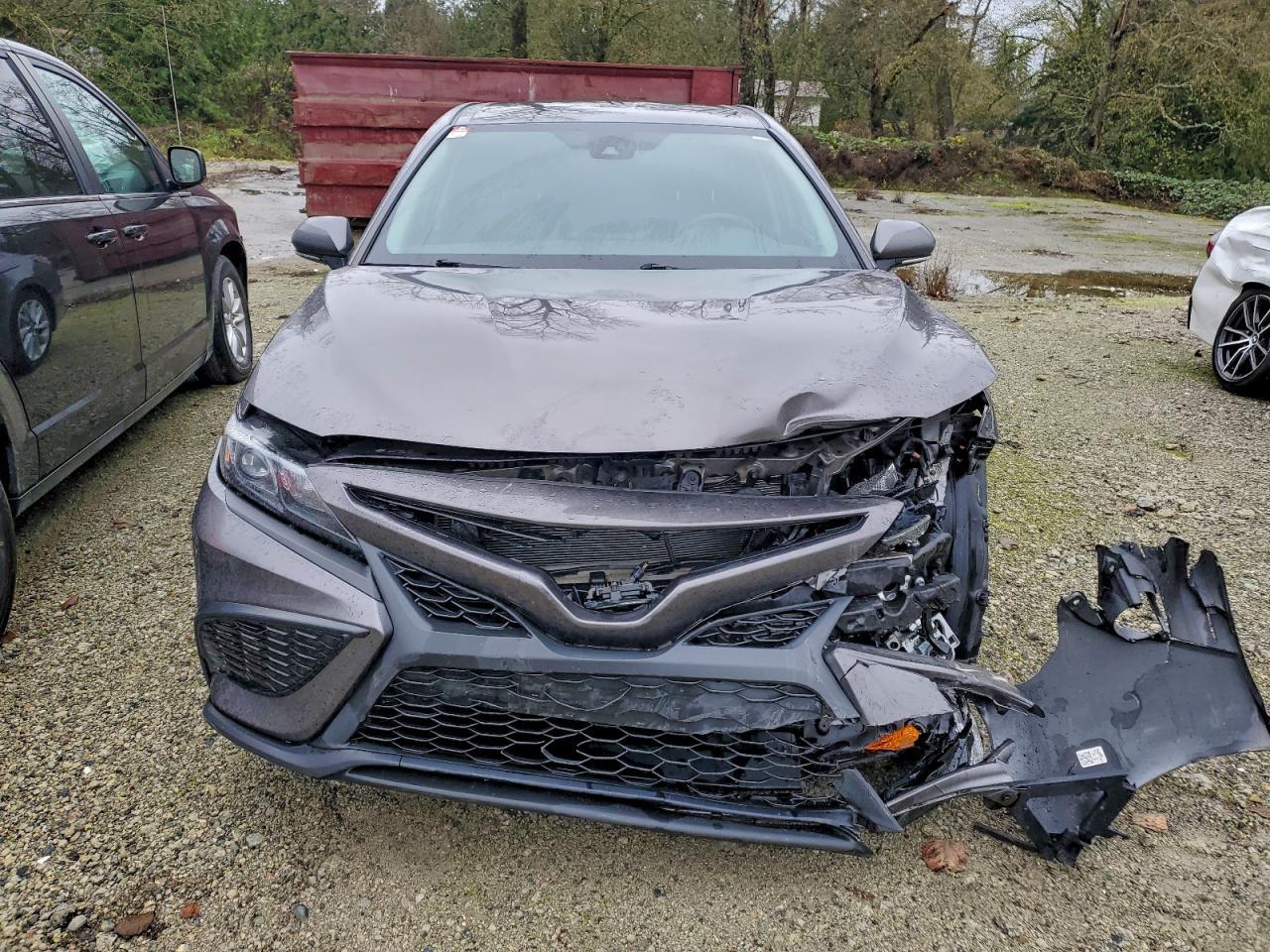 2022 Toyota Camry Se - Image 5