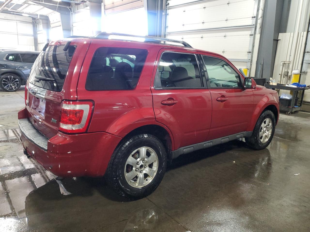 2012 Ford Escape Limited - Фото 3