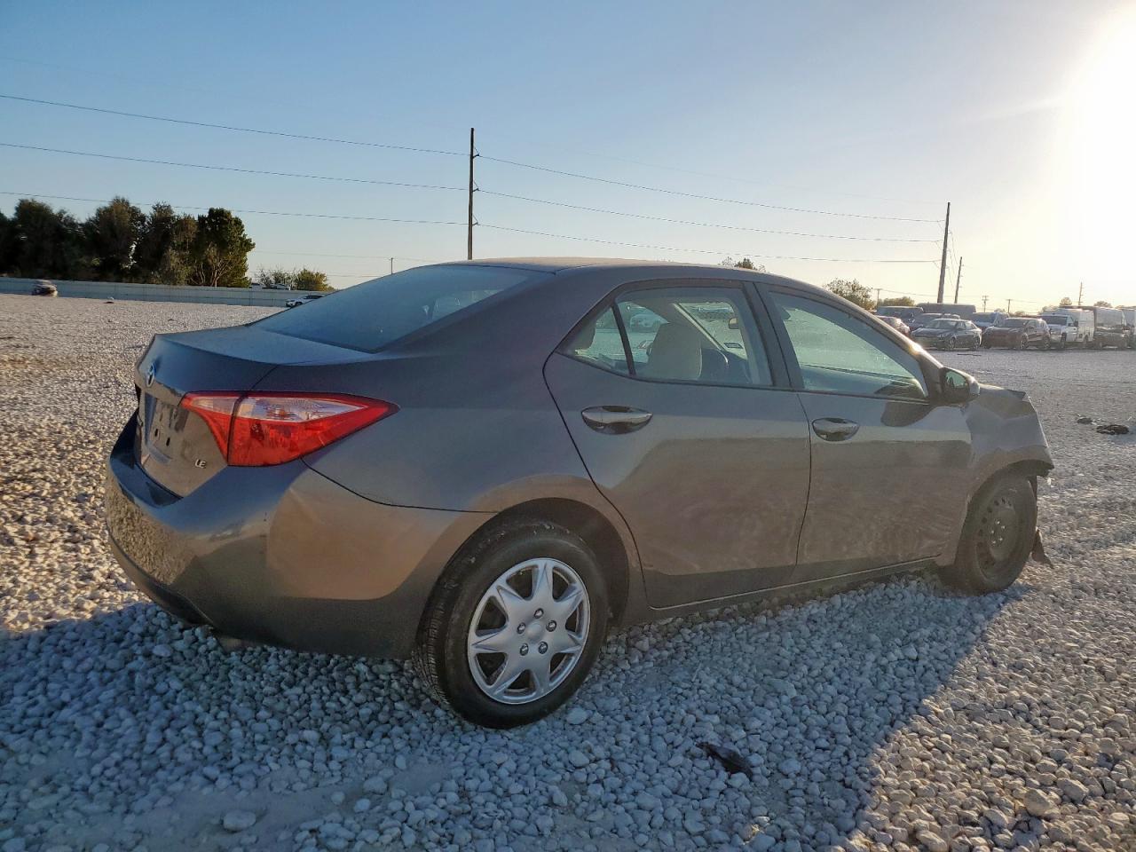 2019 Toyota Corolla L - Фото 3