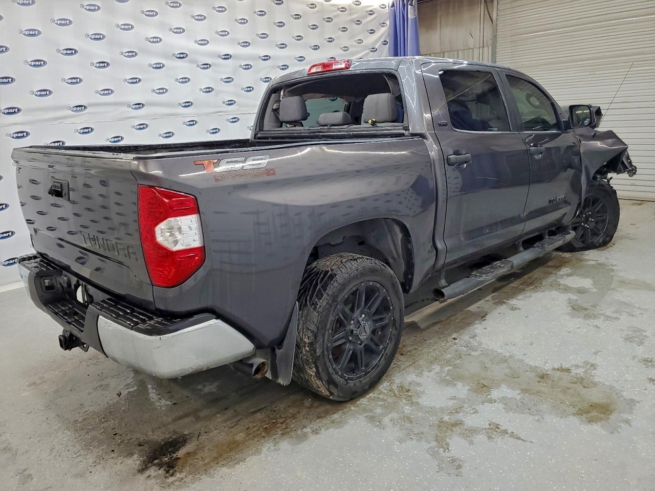 2019 Toyota Tundra Sr5 - Image 3