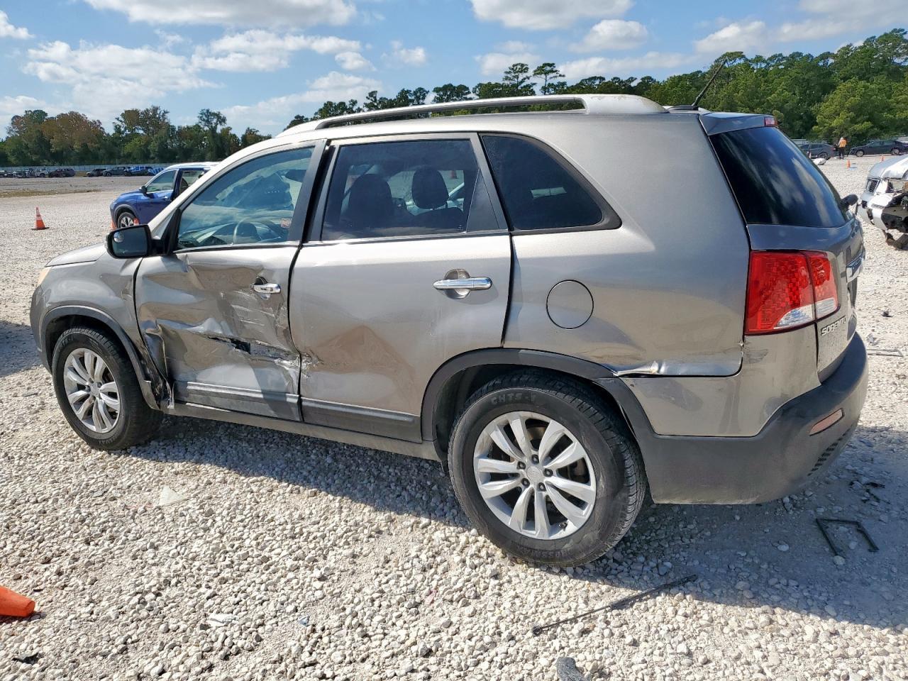 2011 Kia Sorento Lx - Фото 2