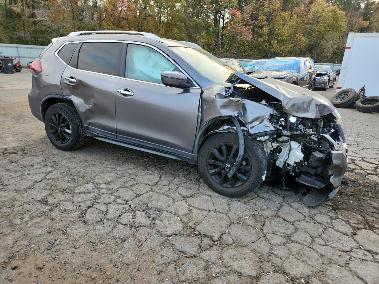 2020 Nissan Rogue S - Фото 4