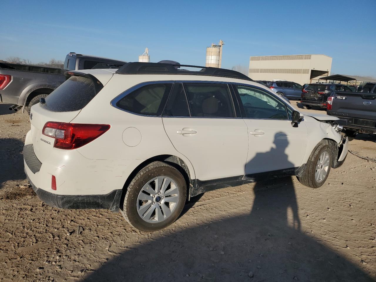 2015 Subaru Outback 2.5I Premium - Фото 3