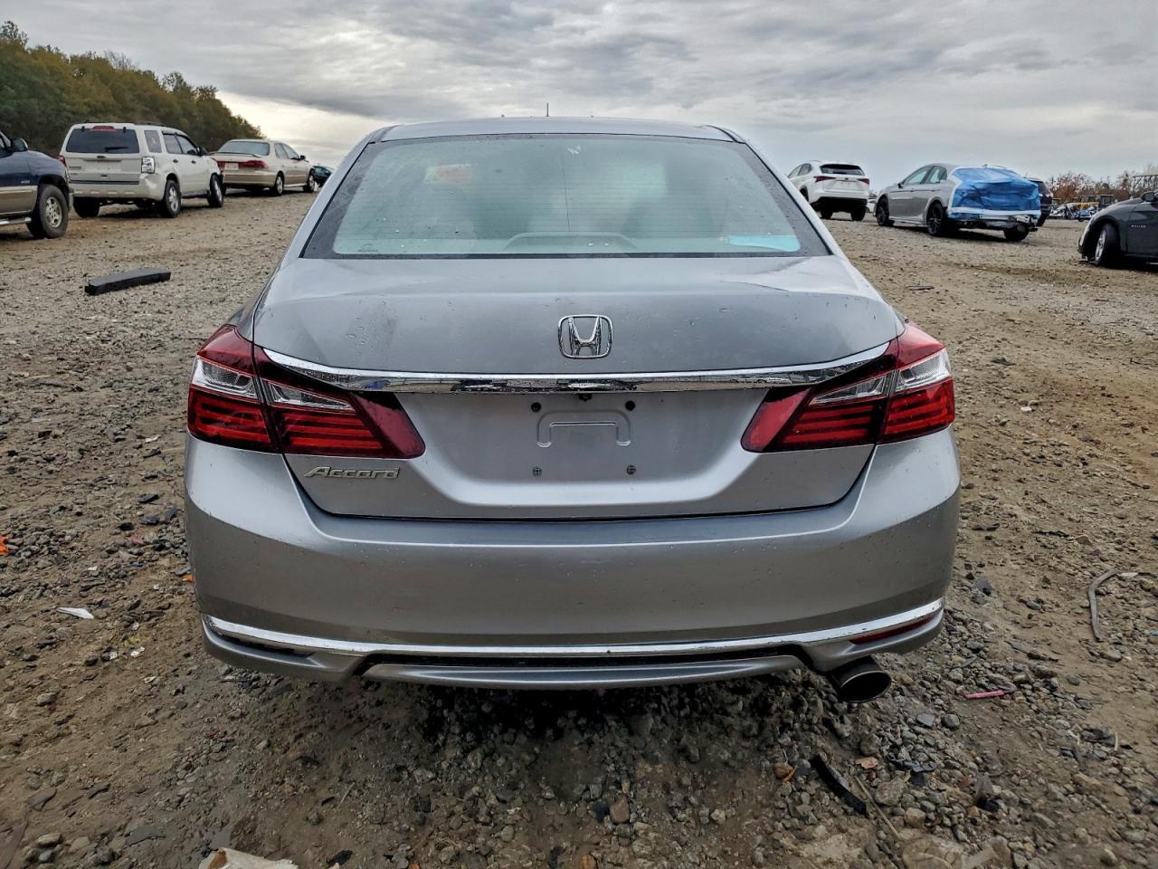 2017 Honda Accord Lx - Image 6