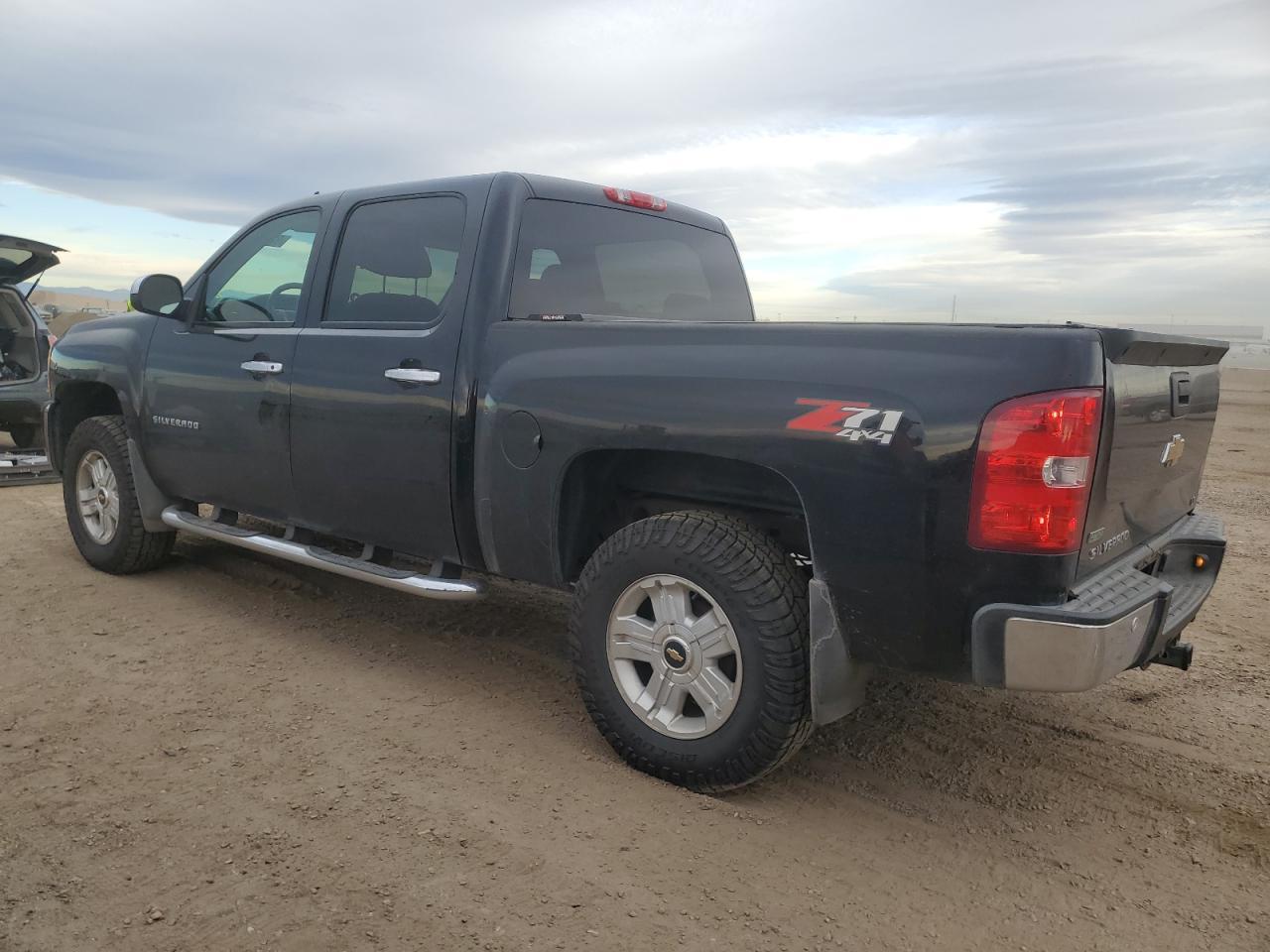 2011 Chevrolet Silverado K1500 Lt - Фото 2