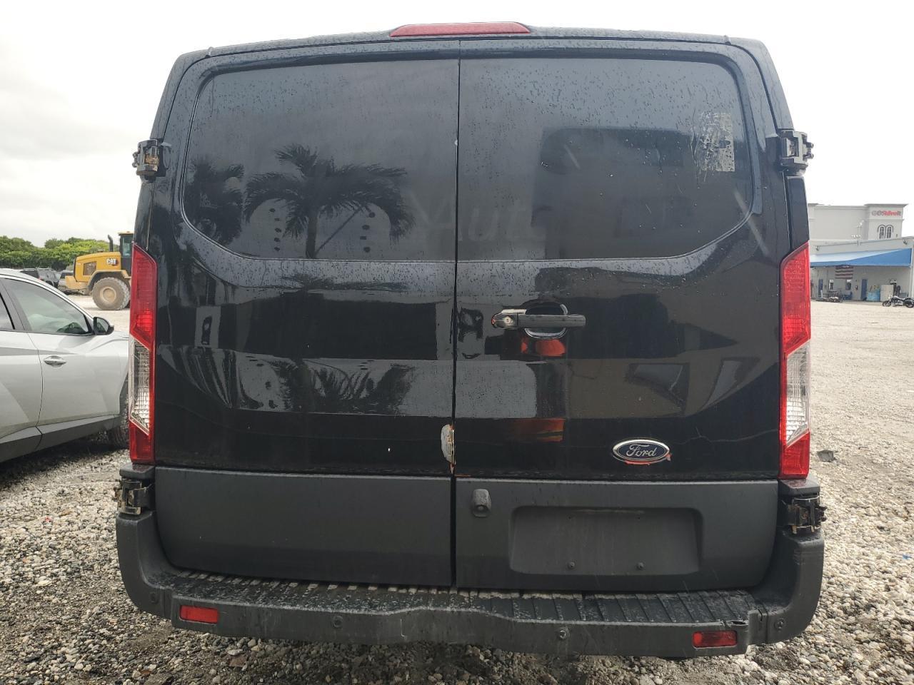 2018 Ford Transit T-150 - Фото 6