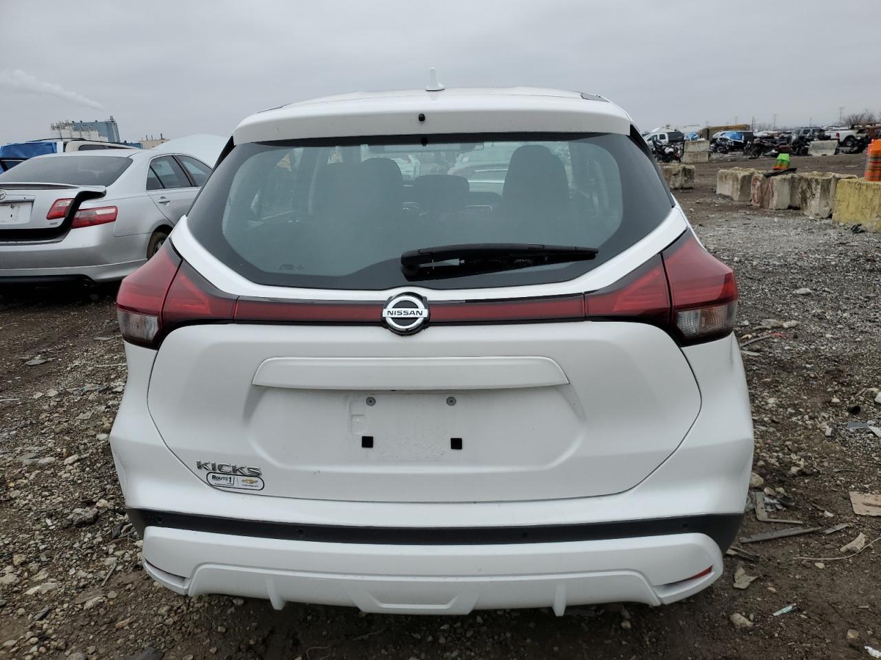 2021 Nissan Kicks S - Image 6