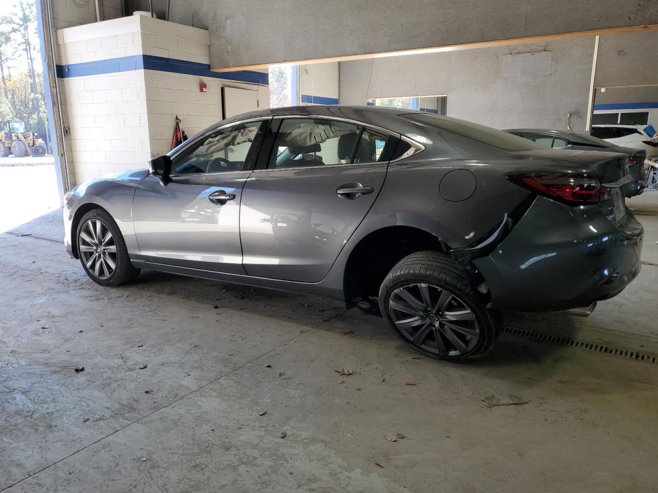 2020 Mazda 6 Touring - Image 2