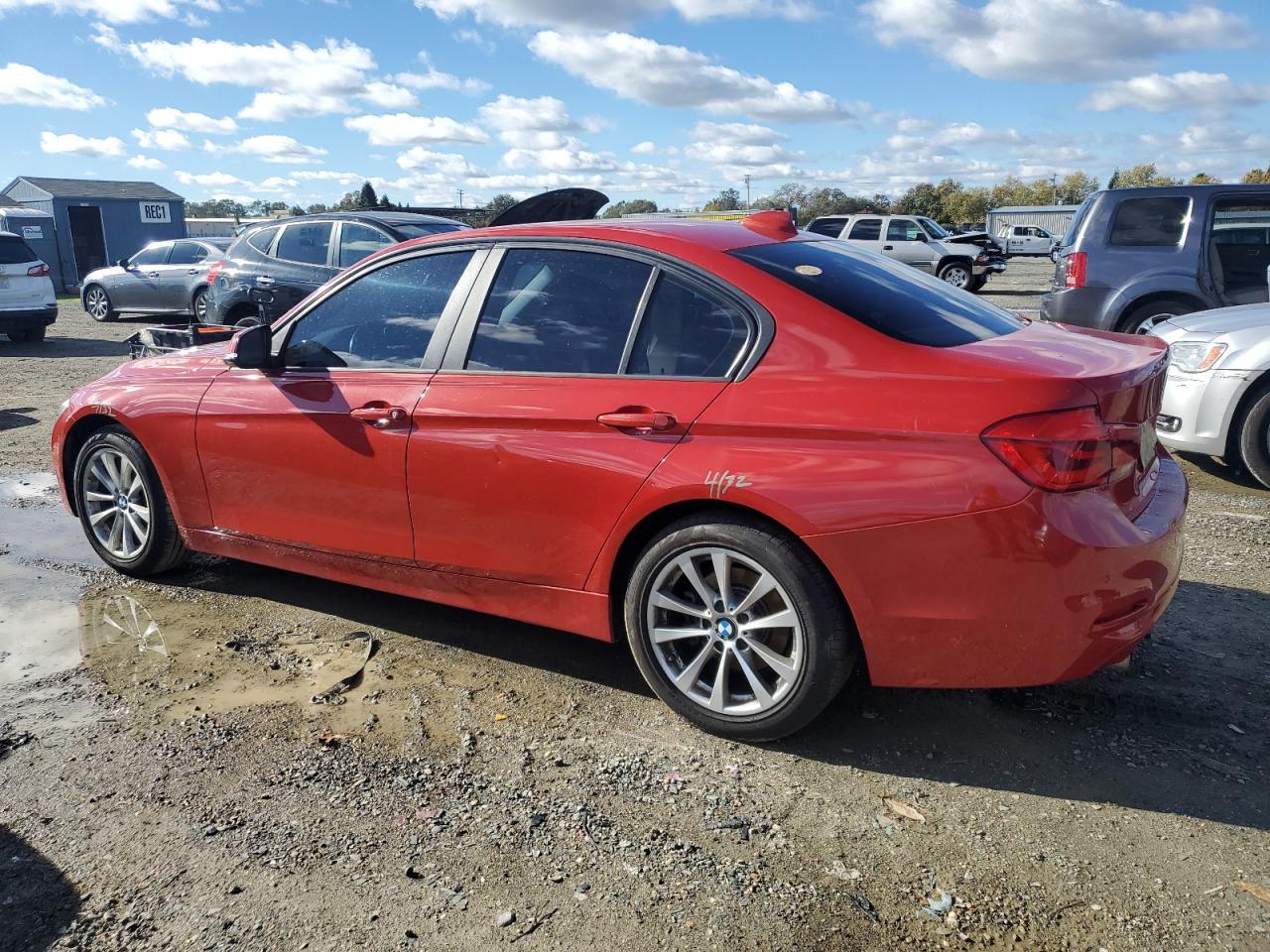 2016 BMW 320 I - Image 2