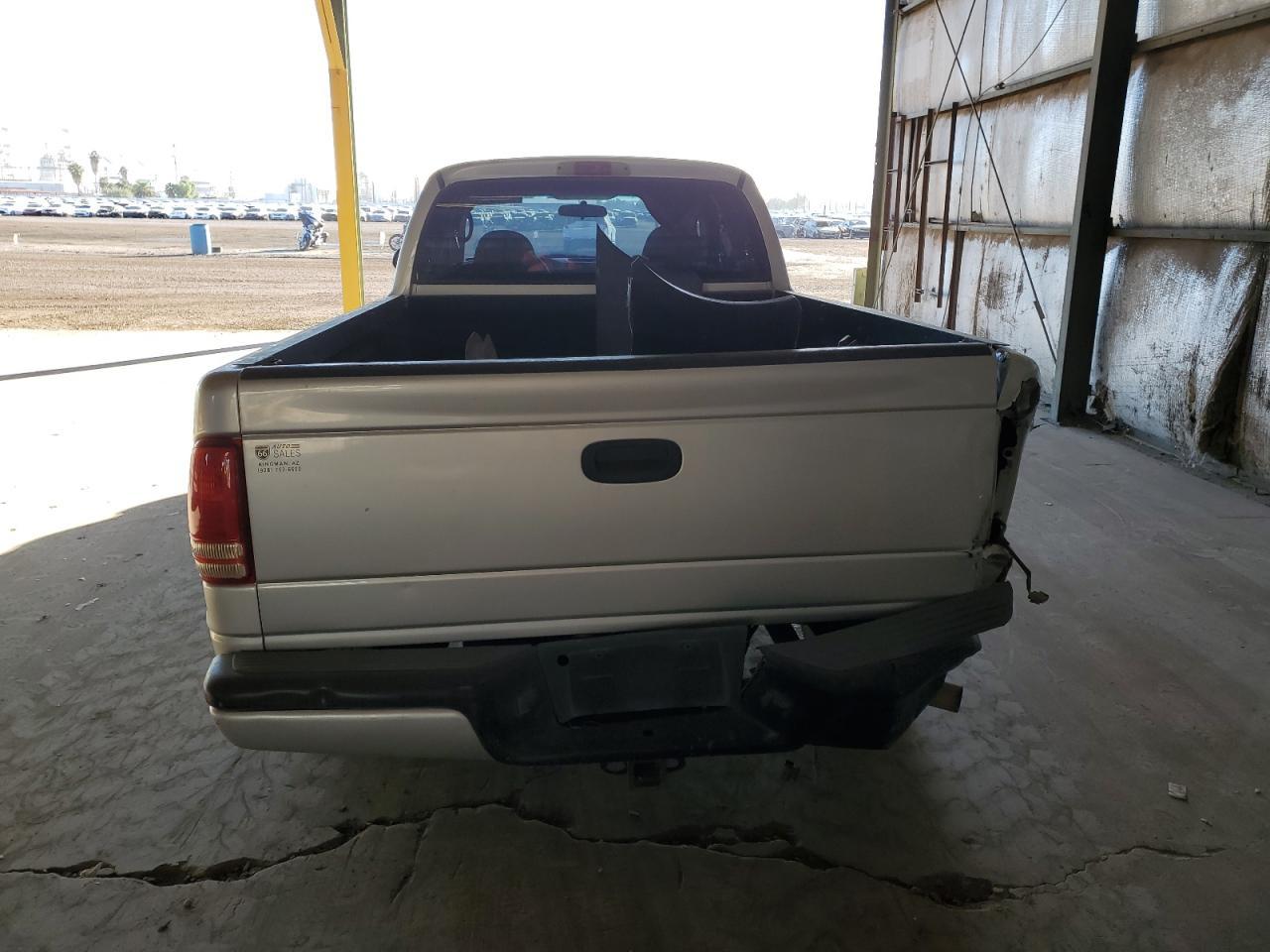 2004 Dodge Dakota Sport - Image 6