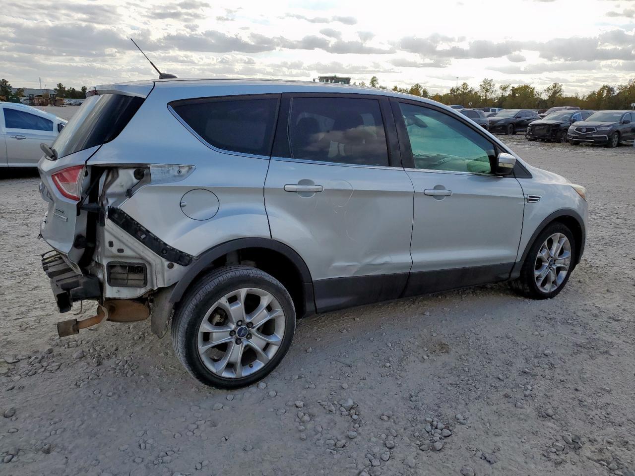 2013 Ford Escape Sel - Image 3