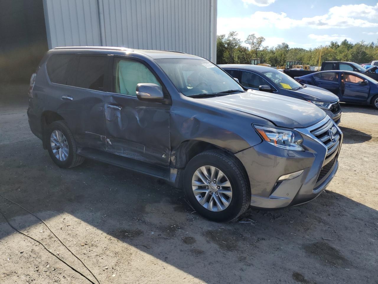 2017 Lexus Gx 460 - Image 4