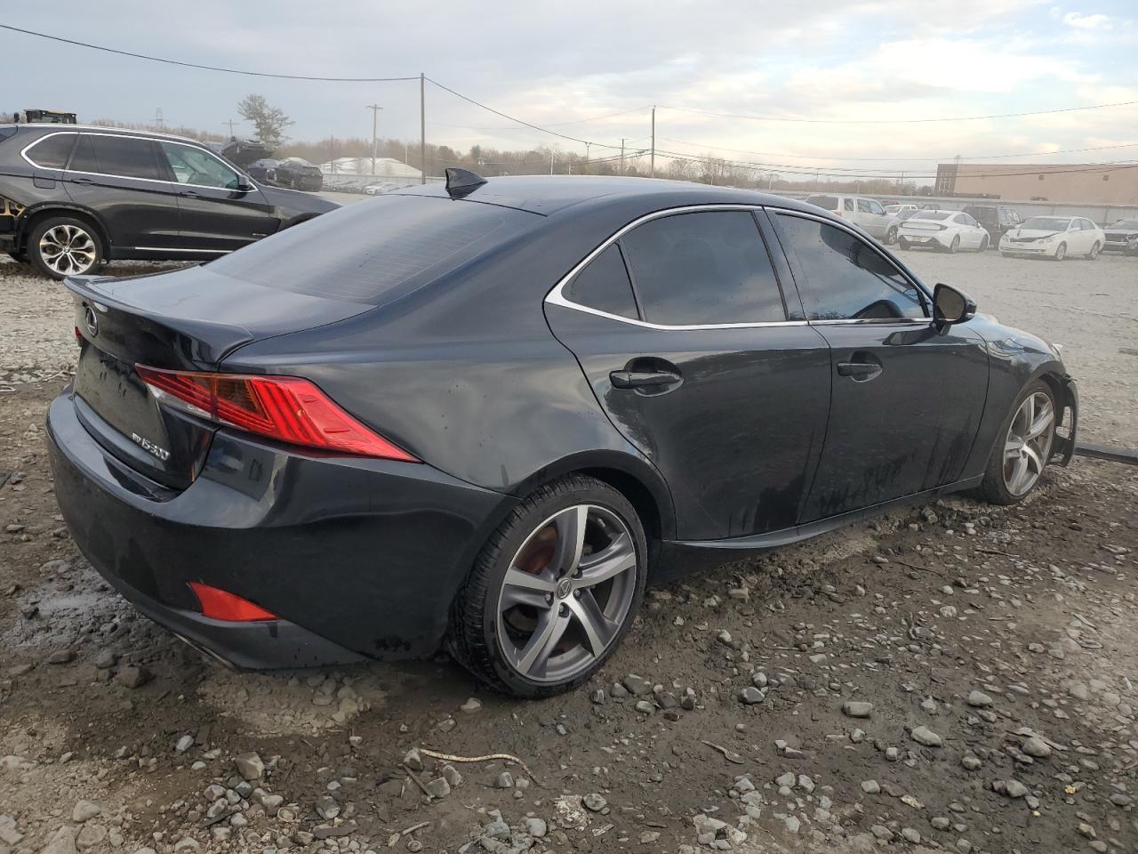 2017 Lexus Is 300 Base - Фото 3