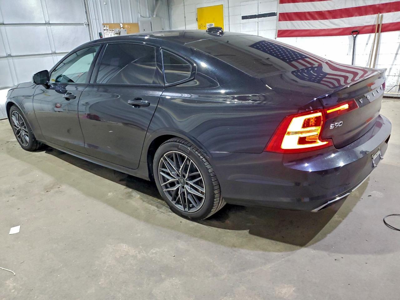 2020 Volvo S90 T6 Ocean Race - Фото 2