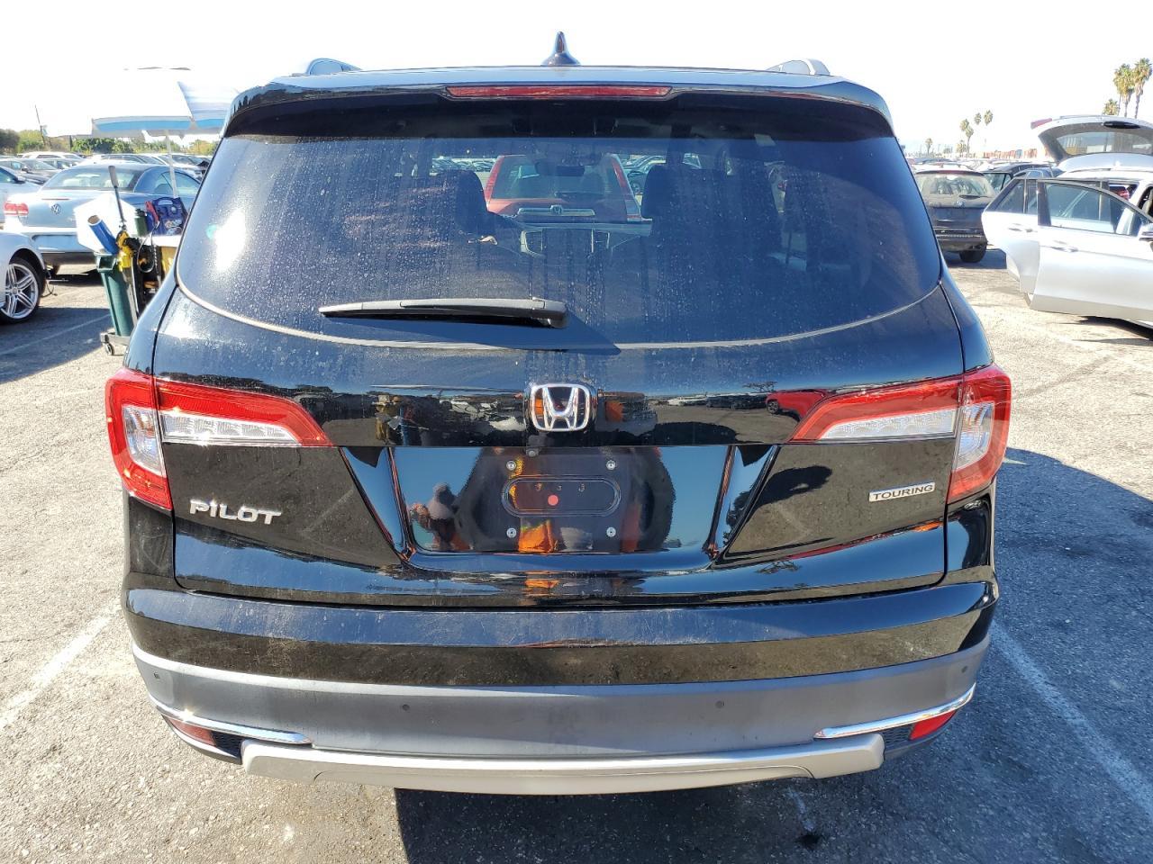 2019 Honda Pilot Touring - Image 6