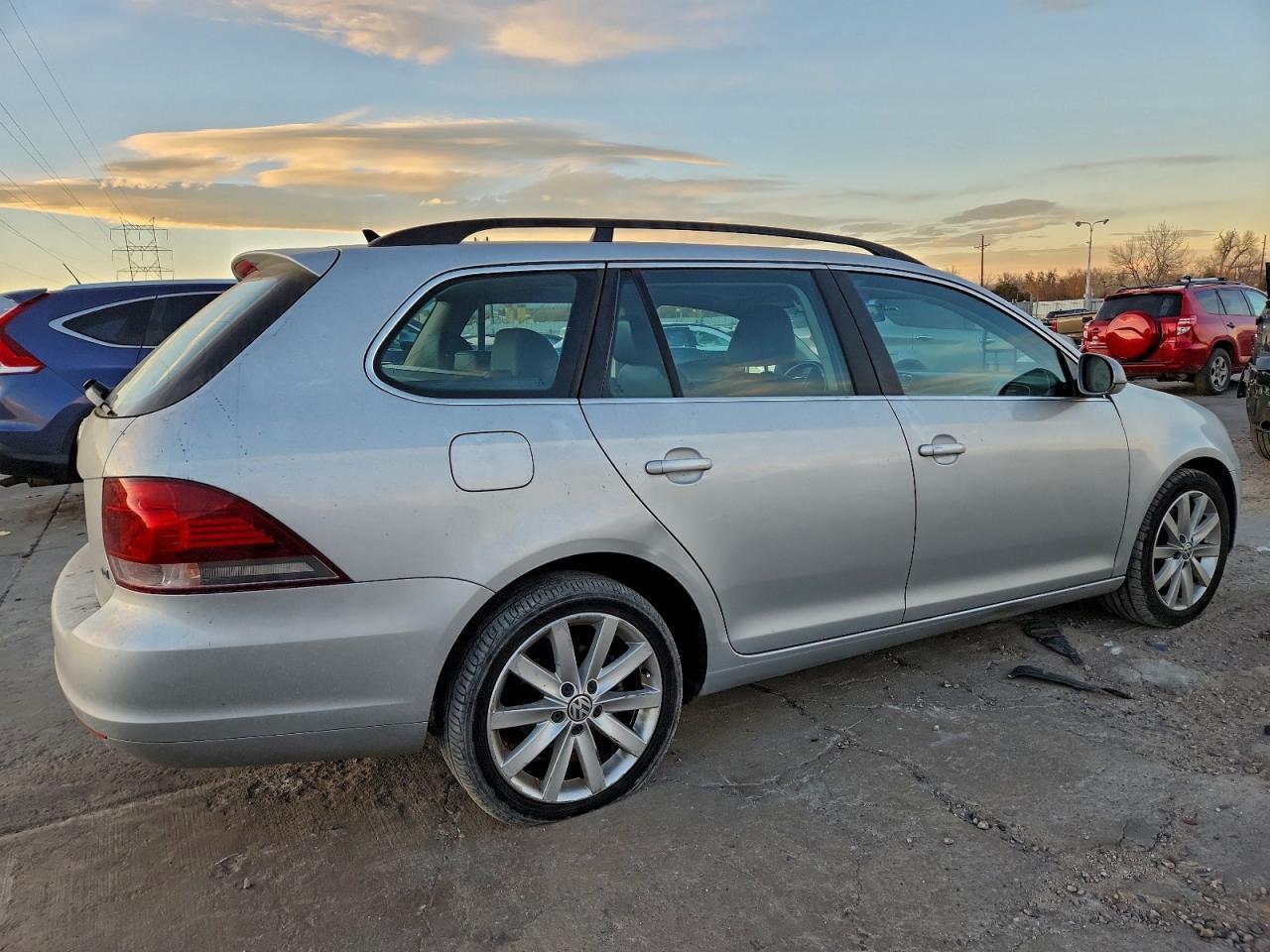 2014 Volkswagen Jetta Tdi - Image 3