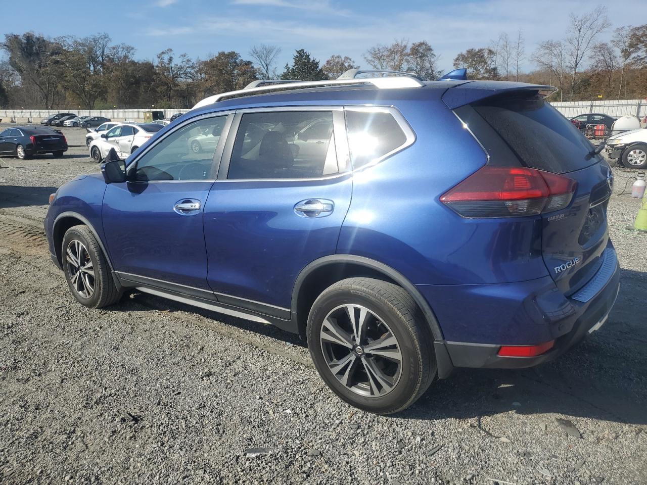 2019 Nissan Rogue S - Фото 2