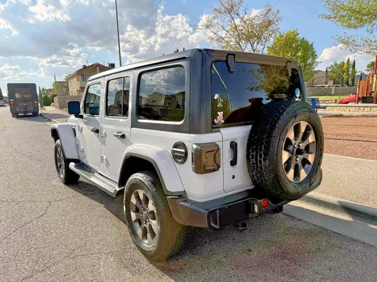 2020 Jeep Wrangler Unlimited Sahara - Фото 3