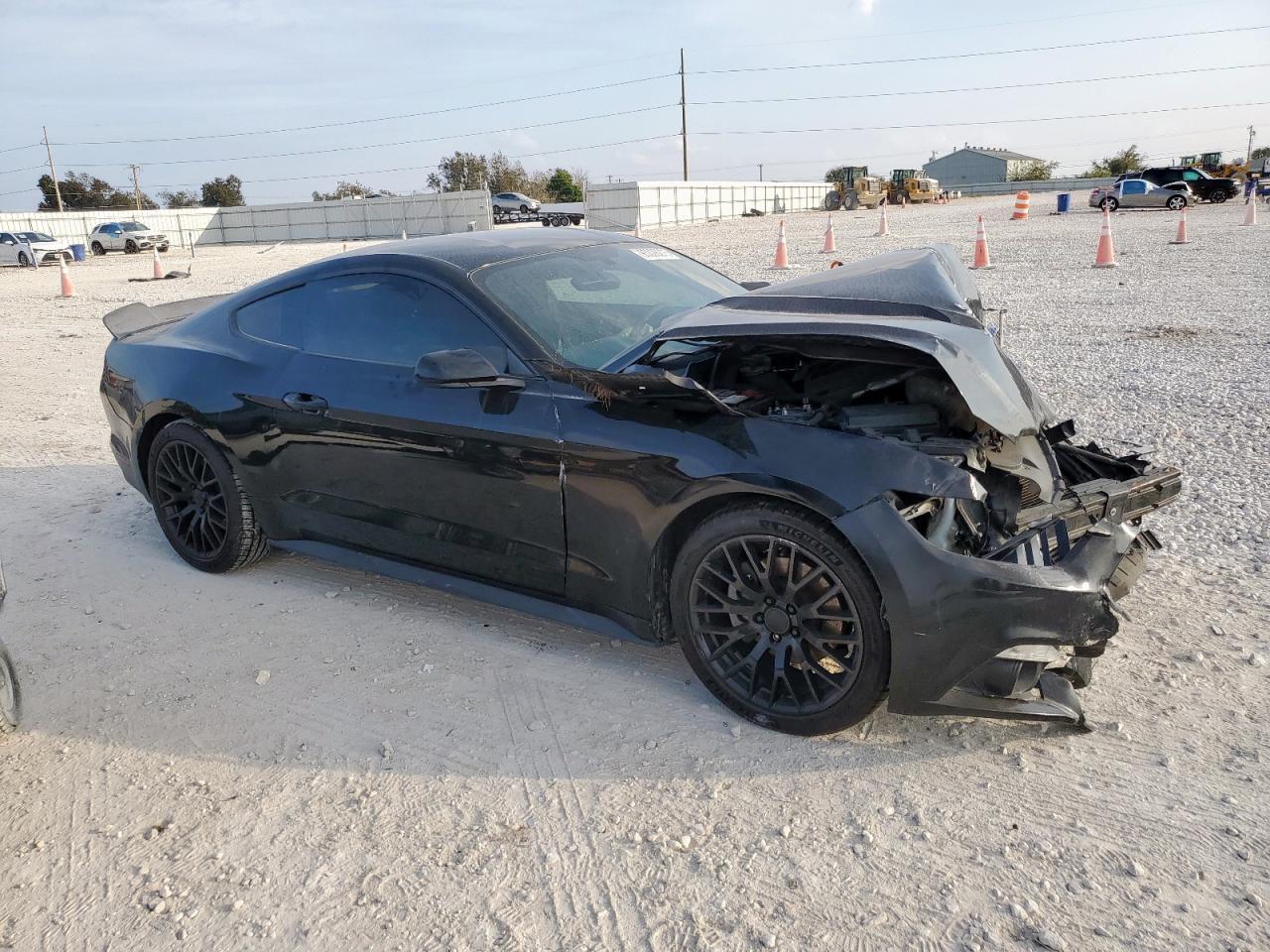 2016 Ford Mustang - Image 4