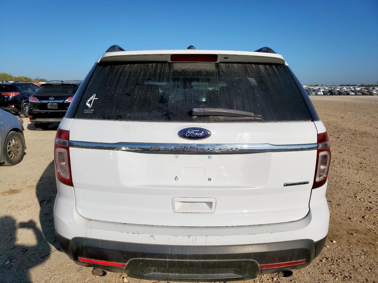 2014 Ford Explorer - Image 6