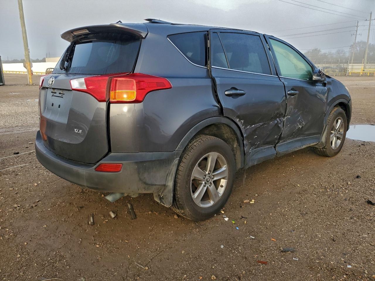 2015 Toyota Rav4 Xle - Фото 3