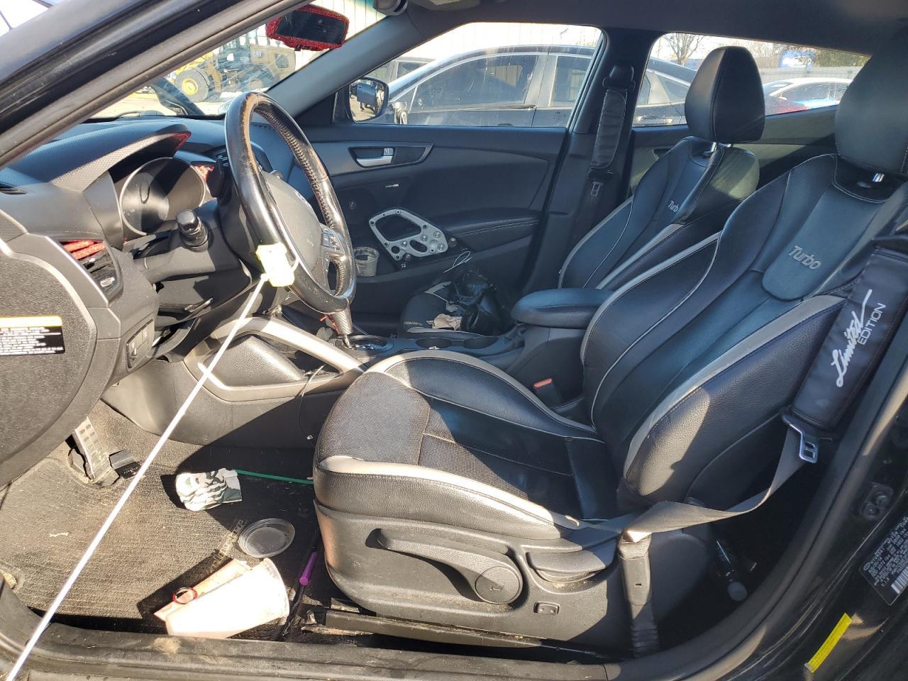 2015 Hyundai Veloster Turbo - Image 7