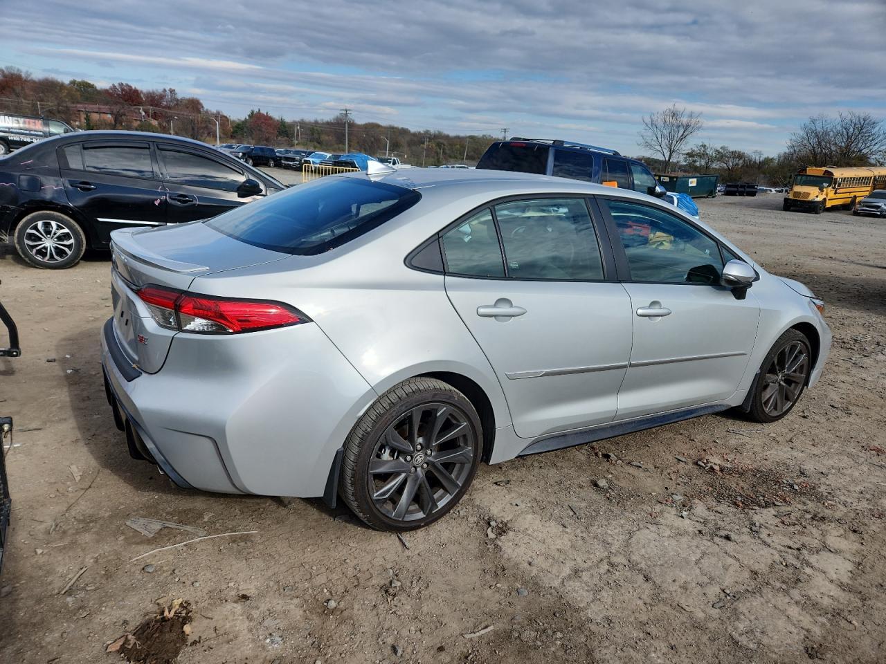 2024 Toyota Corolla Se - Фото 3