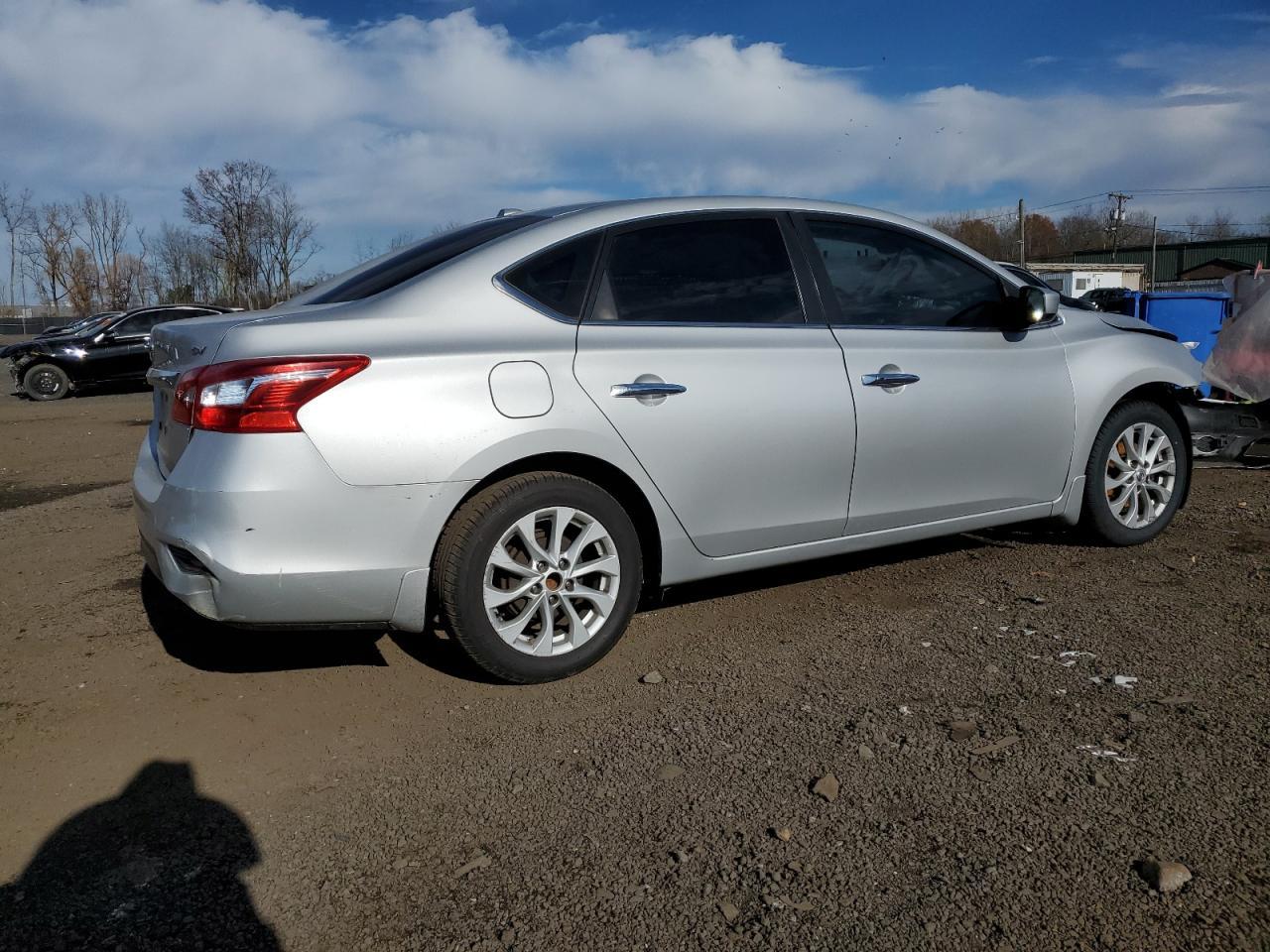 2019 Nissan Sentra S - Фото 3