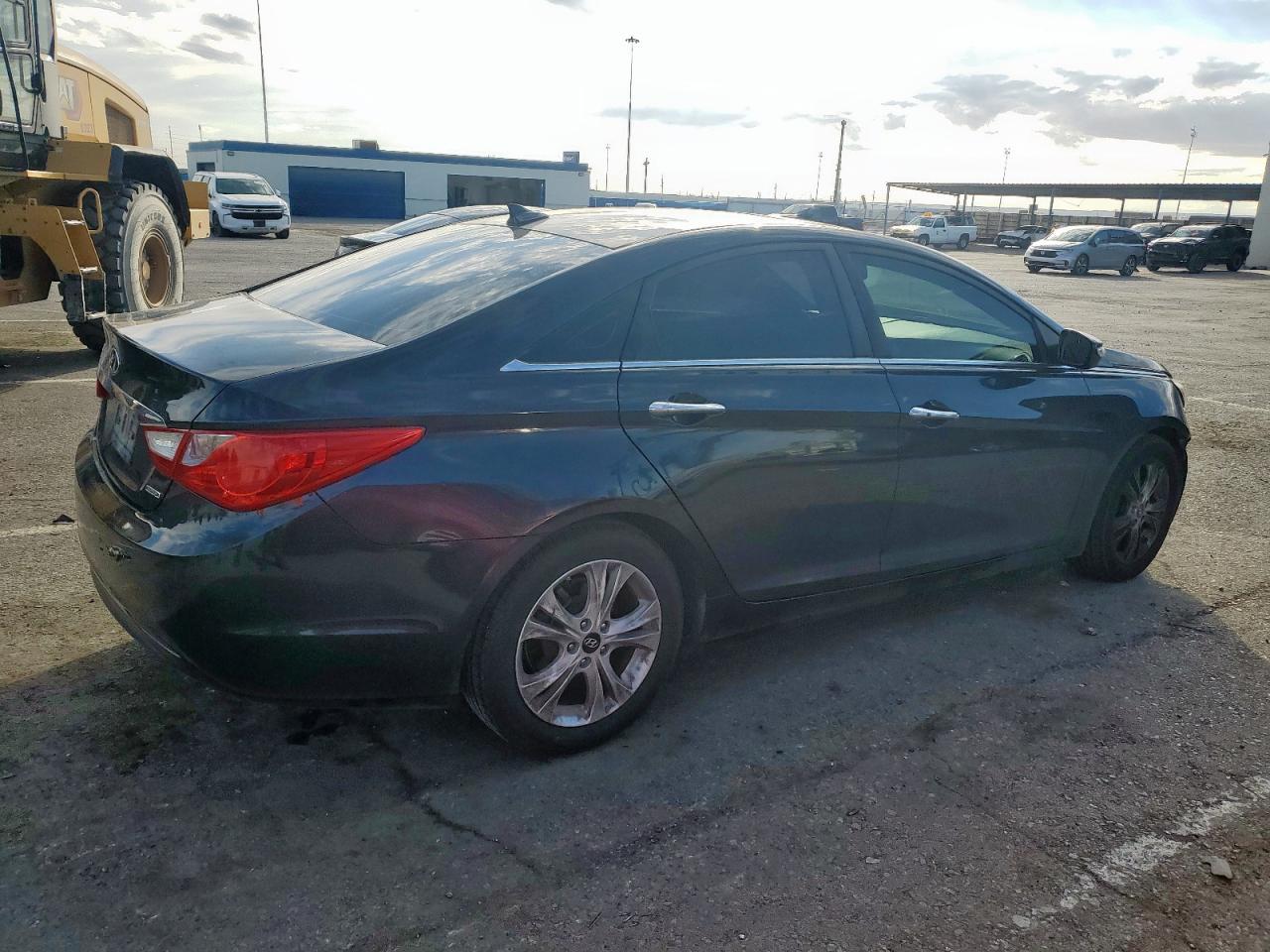 2013 Hyundai Sonata Se - Фото 3