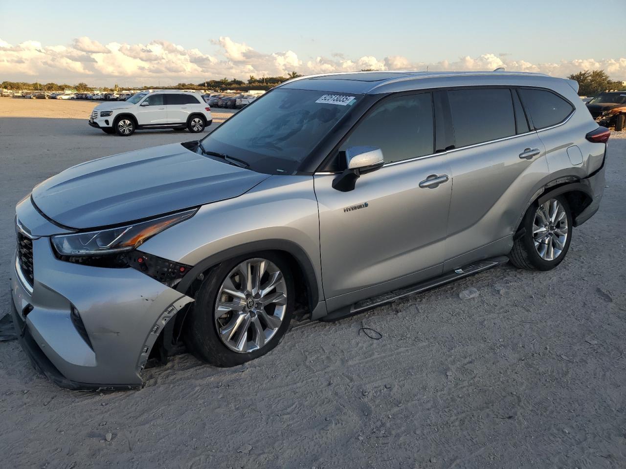 2021 Toyota Highlander Hybrid Limited