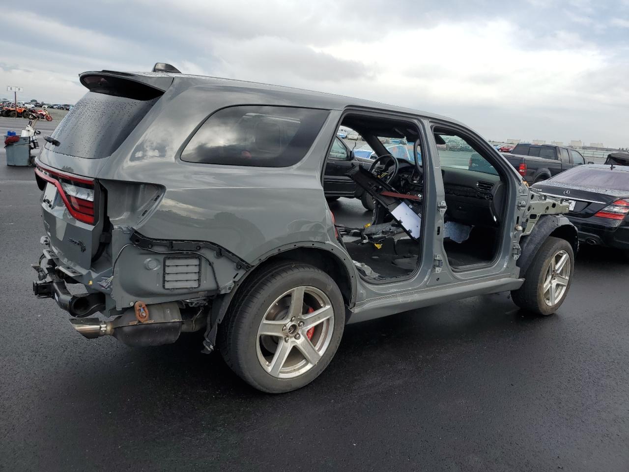 2023 Dodge Durango Srt Hellcat - Фото 3