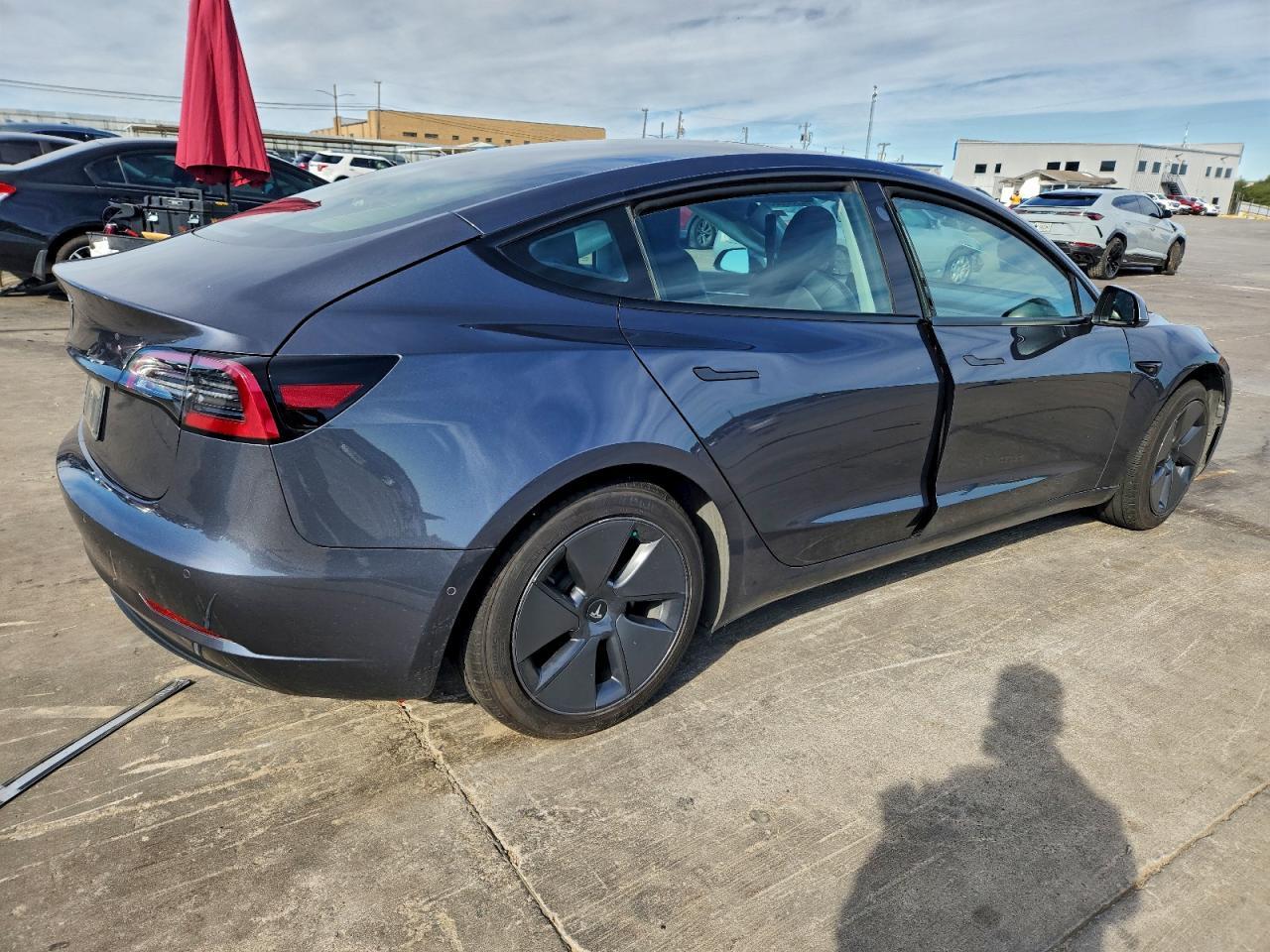 2021 Tesla Model 3 - Image 3