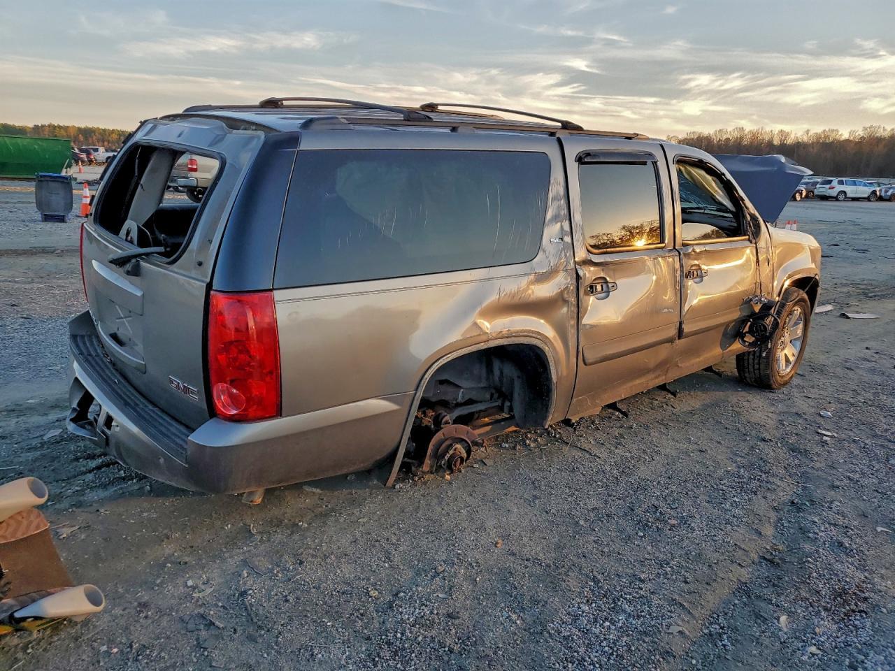 2007 GMC Yukon - Фото 3