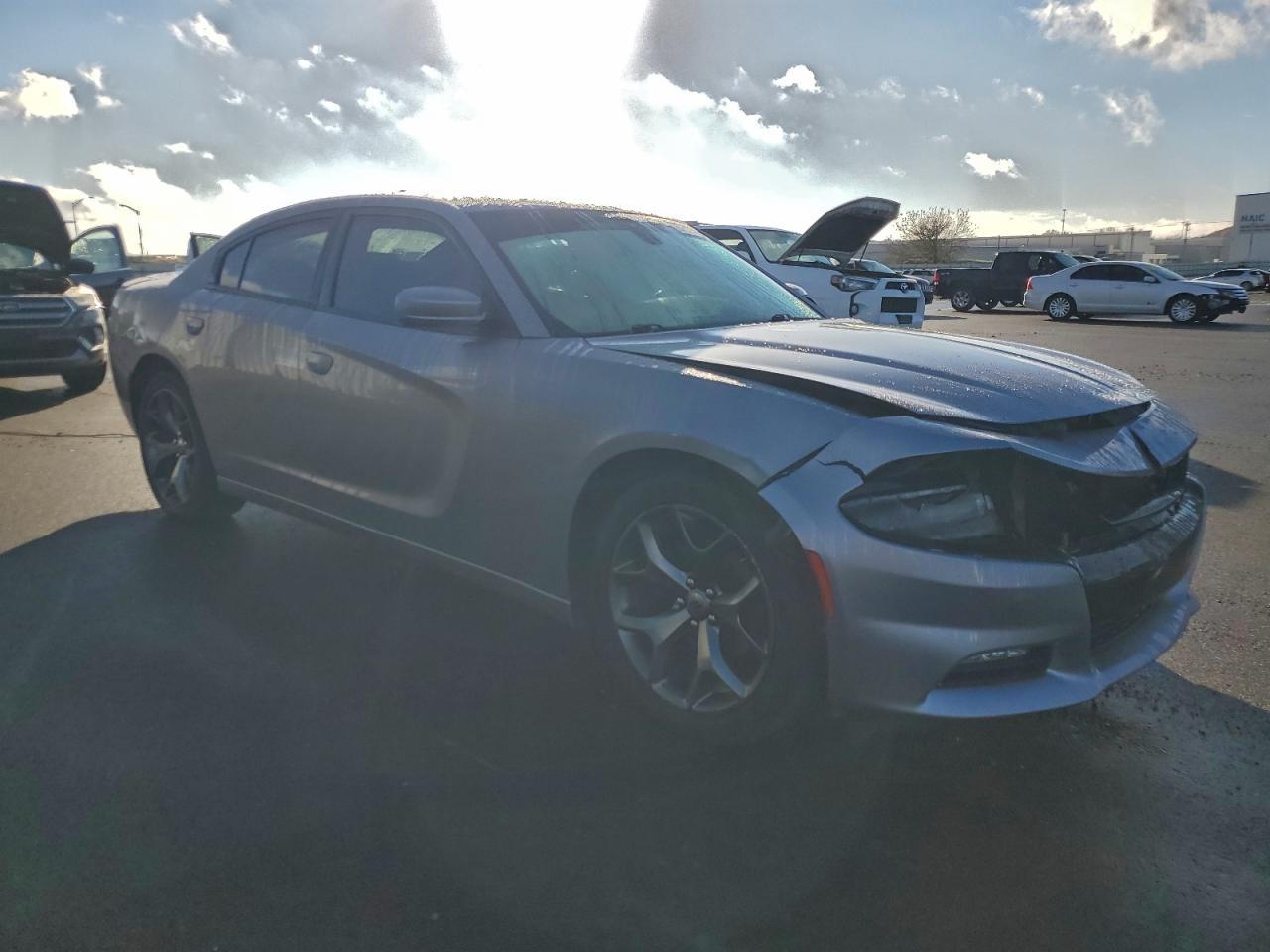 2017 Dodge Charger Sxt - Фото 4