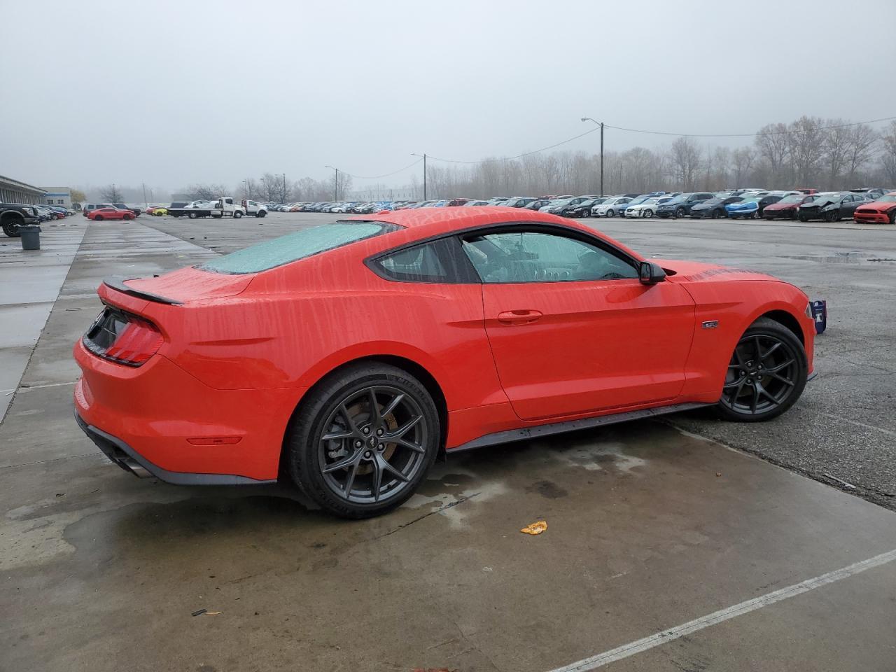 2020 Ford Mustang - Фото 3