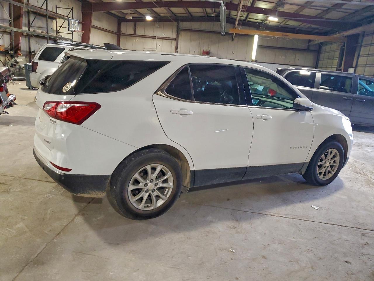2018 Chevrolet Equinox Lt - Фото 3