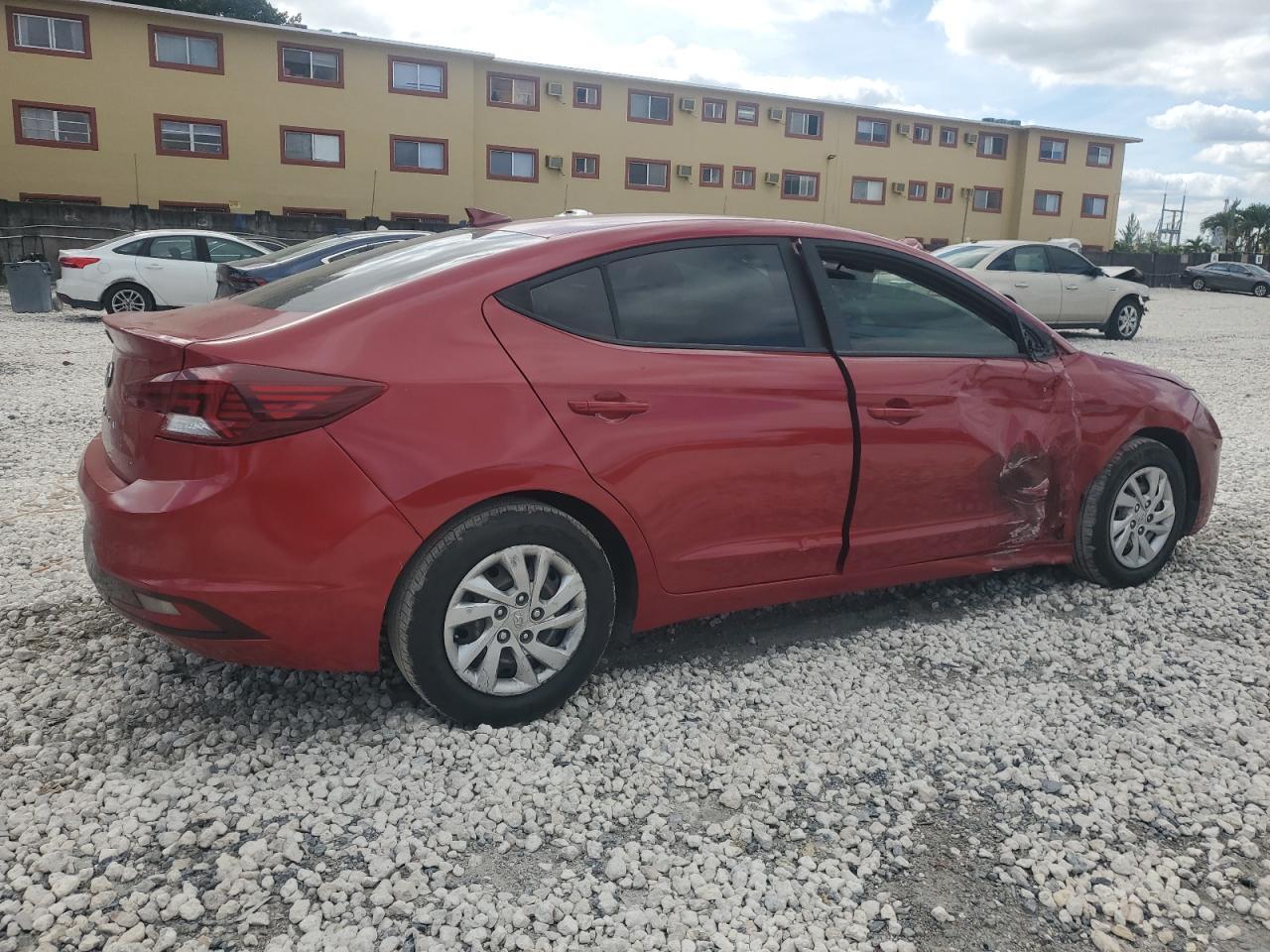 2019 Hyundai Elantra Sel - Фото 3