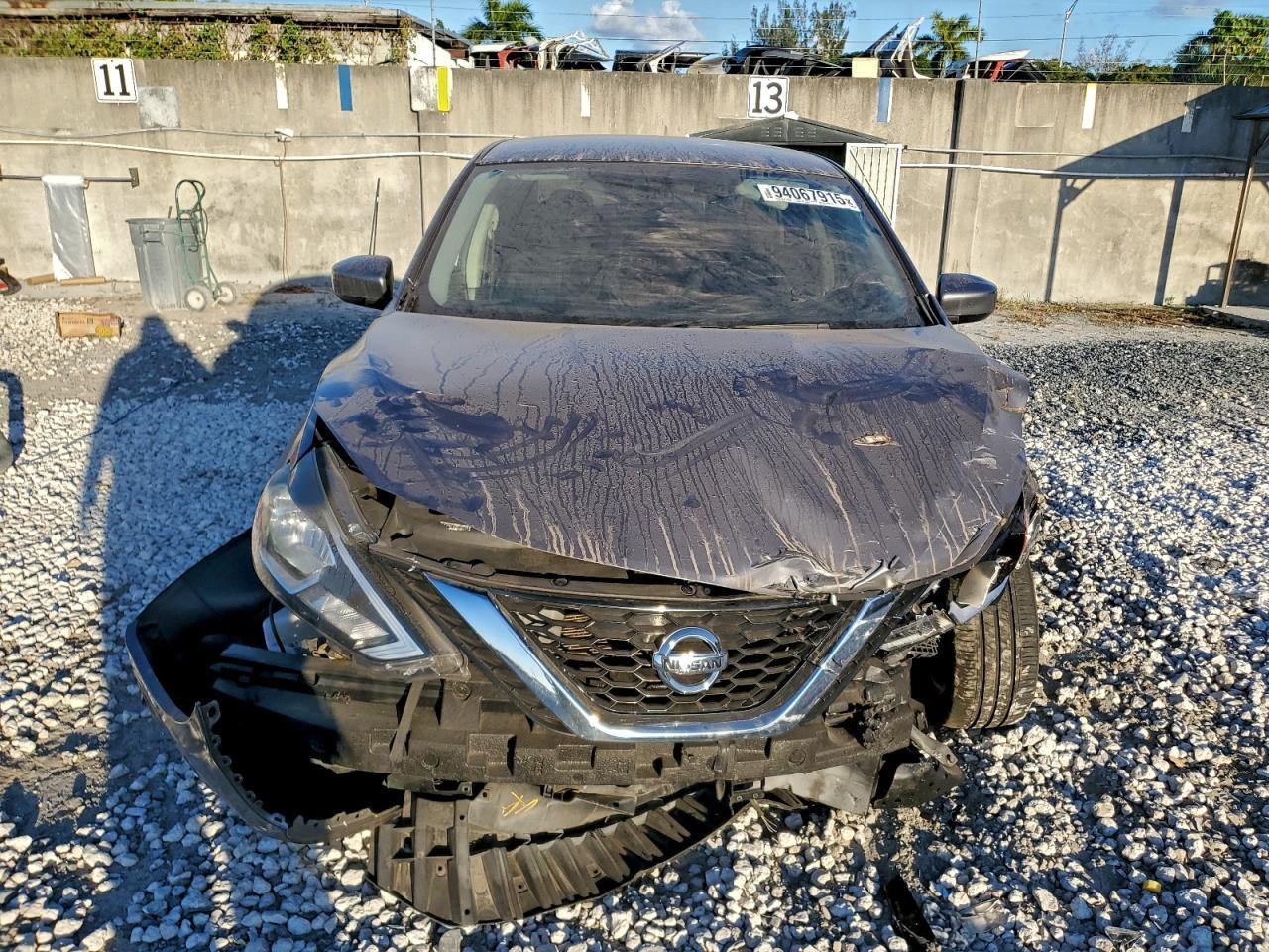 2018 Nissan Sentra S - Image 5