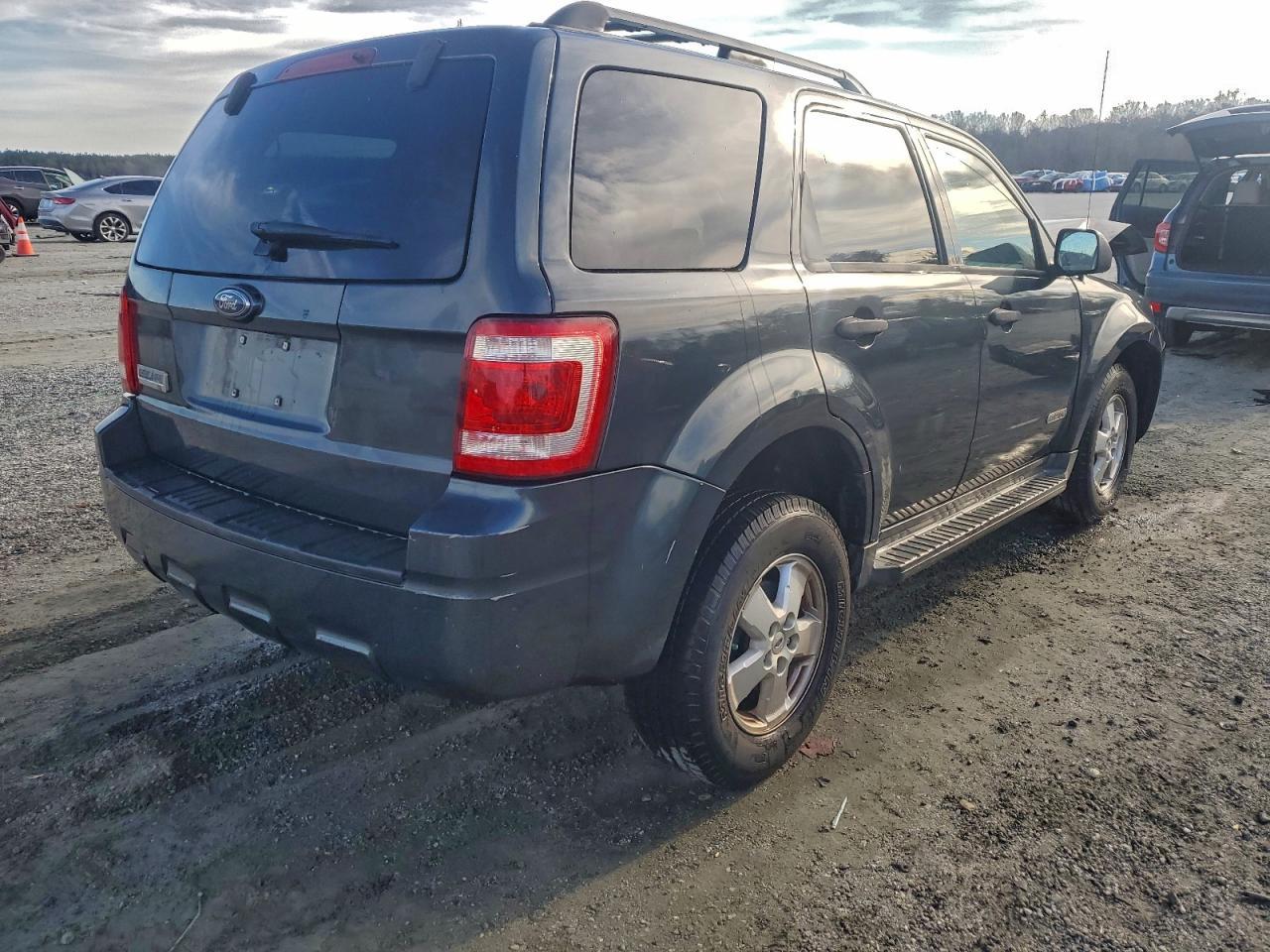 2008 Ford Escape Xlt - Image 3