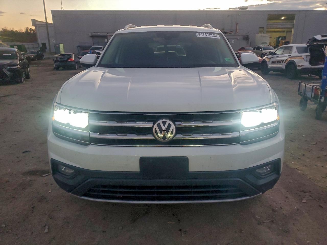 2018 Volkswagen Atlas Se - Image 5
