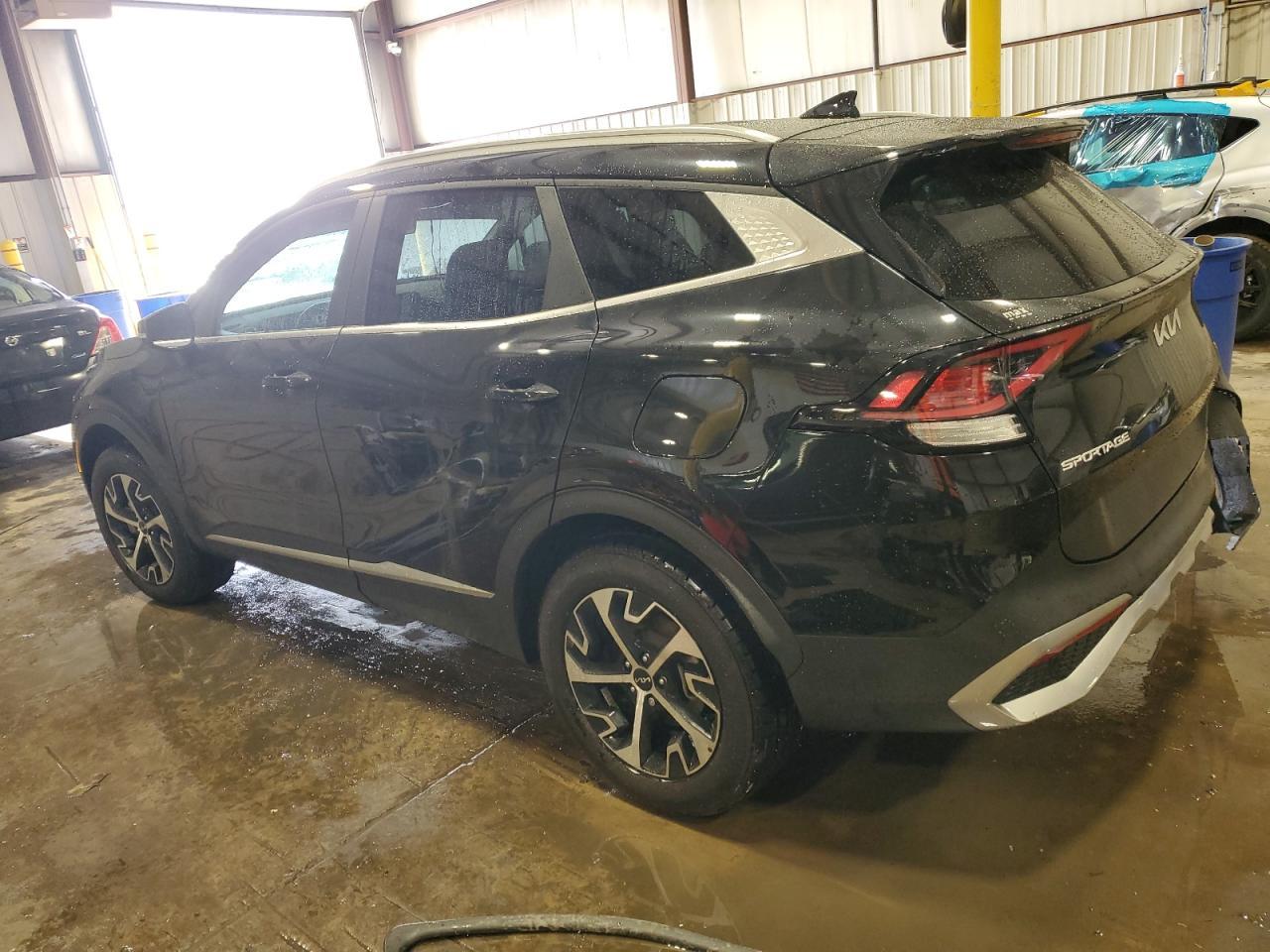 2023 Kia Sportage Ex - Image 2