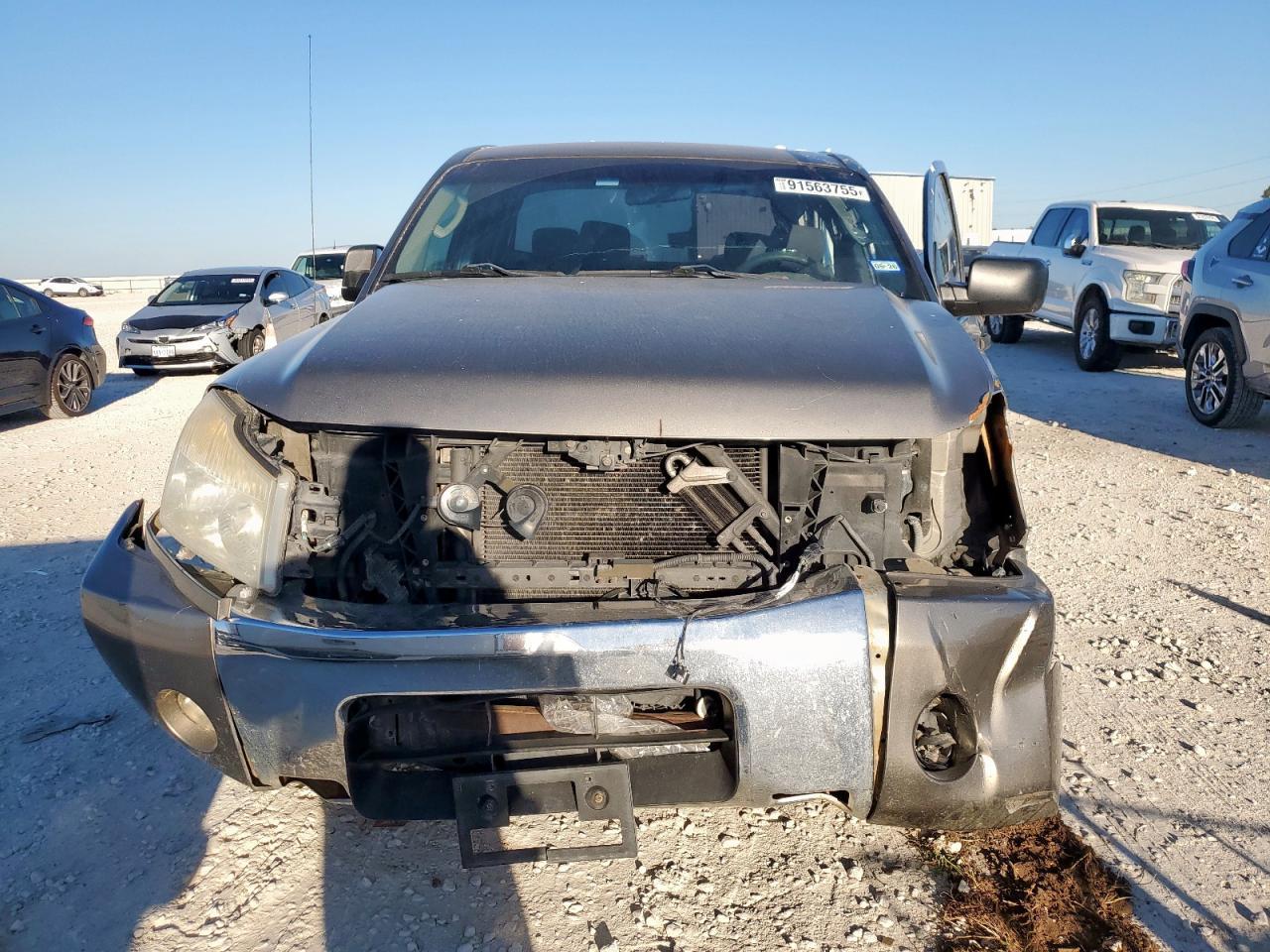 2006 Nissan Titan Xe - Image 5