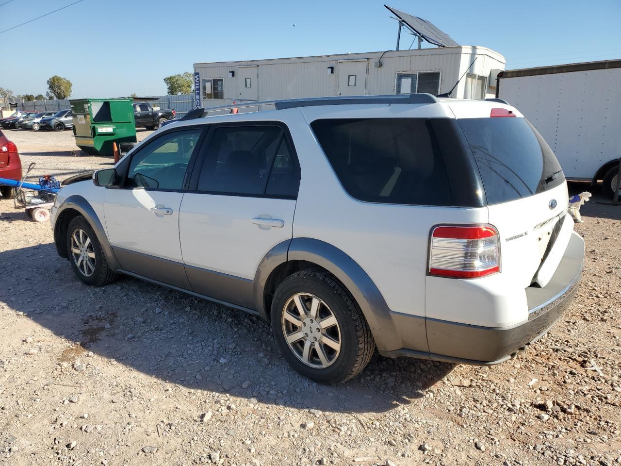 2008 Ford Taurus X Sel - Image 2