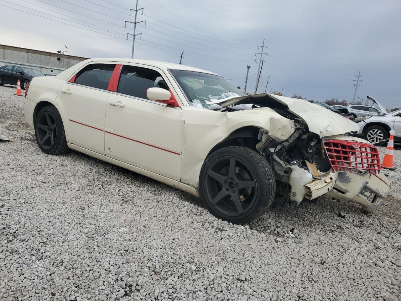 2005 Chrysler 300 Touring - Фото 4