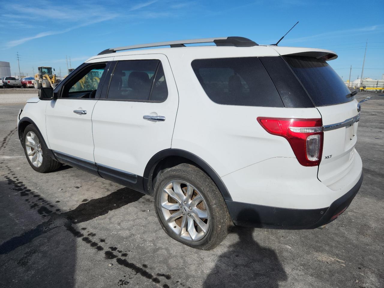 2015 Ford Explorer Xlt - Фото 2