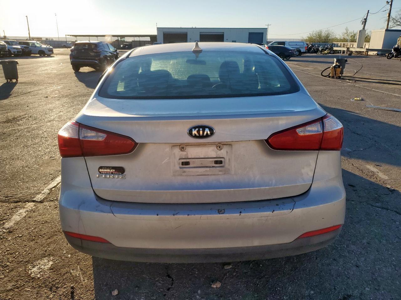2016 Kia Forte Lx - Фото 6