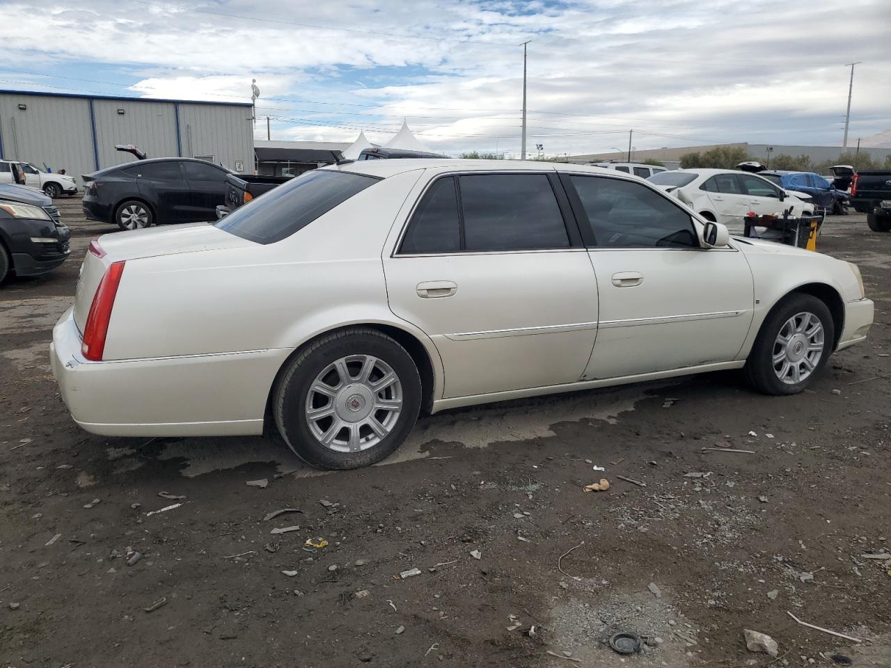 2008 Cadillac Dts - Image 3