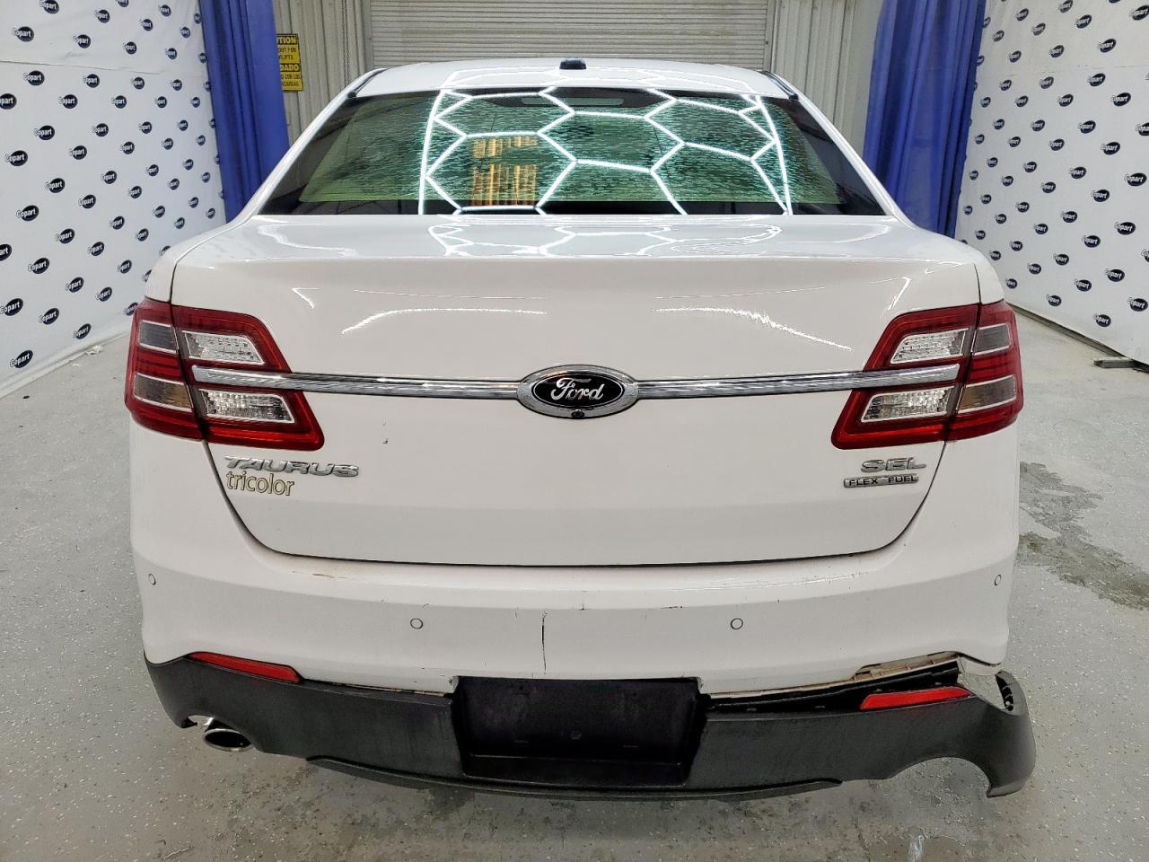 2018 Ford Taurus Sel - Image 6